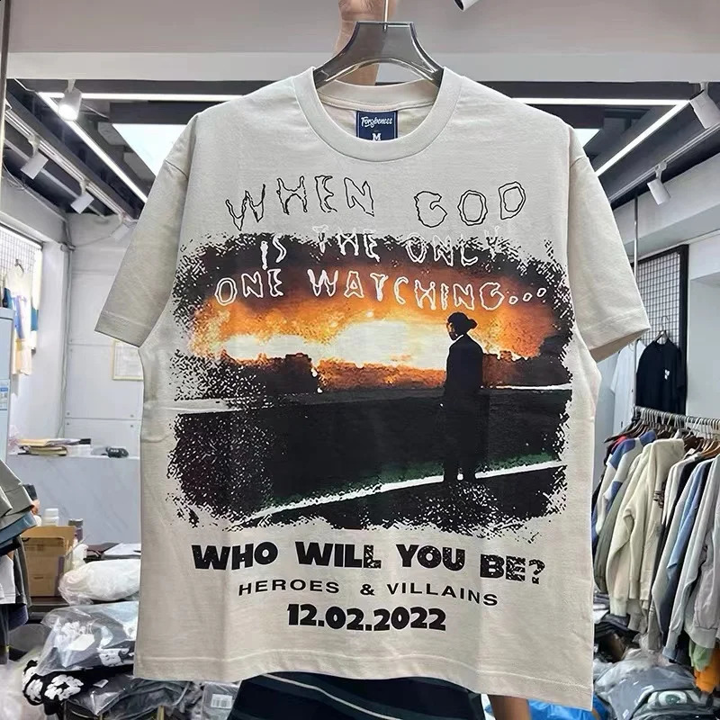 High Street sunset figures printed roundnecked apricot shortsleeved tshirt 240822