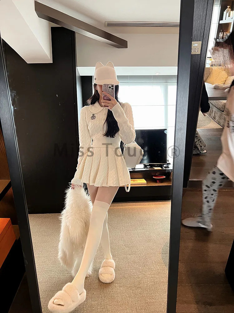 Winter Kawaii Knitted Two Piece Skirt Set Women Vintage Sweater Party Mini Skirt Suit Female Korean Fashion Sweet Retro Set 240823