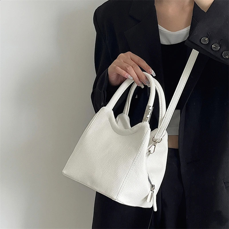 High Quality Women Crossbody Bag Solid Color Simple All-Matched Pu Leather Female Handbag Niche Retro Ladies Shoulder Bag 240822