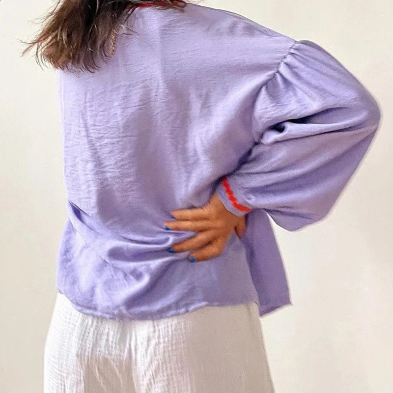 Autumn Fashion Lantern Long Sleeve Shirt Elegant Womens Vneck Lace Bow Top Spring Comparison Printed Loose Street 240822