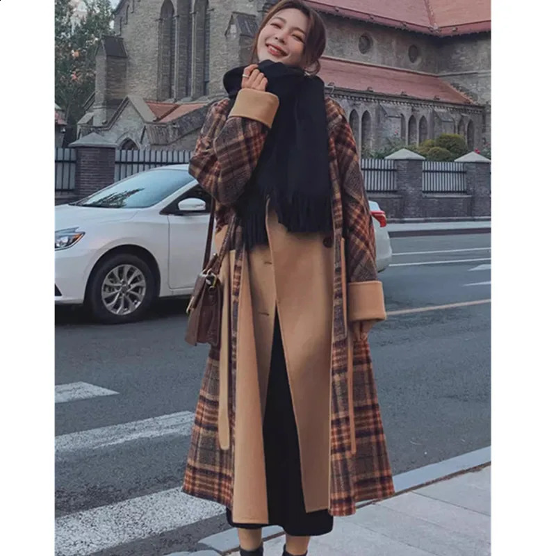 Plaid Patchwork Woolen Jacket Womens Coat Winter Korean Hepburn British style Woolen Coats Female Long Overcoat 240822