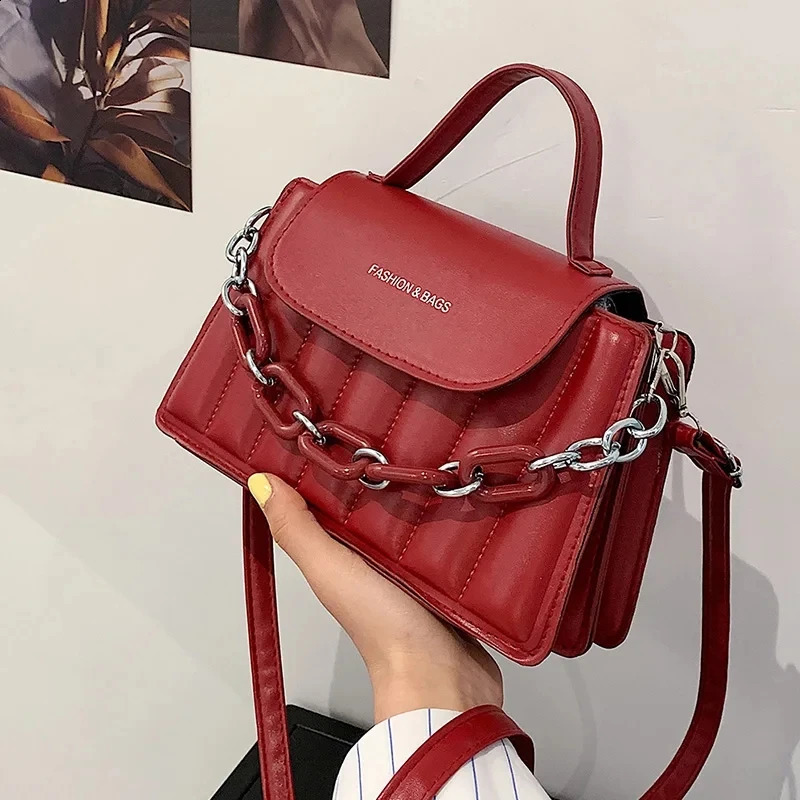 Chains Crossboday Bag for Women PU Leather Shoulder Messenger Bags Casual Tophandle s Handbags sac 240822