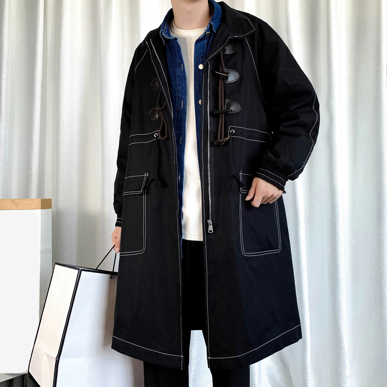 Males Bull Horn Buckle Loose Oversized Trench Coat Single Breasted Trendy Long Windbreaker Casual Versatile Zipper Men Clothing 240822