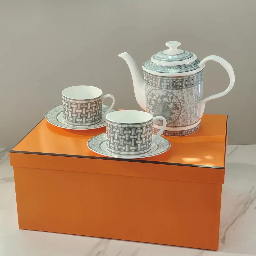 Classic European Mosaic TeaCups Set Bone China Teapot Coffee Cup Saucers Tableware Afternoon Tea Sets Original Box Fashion