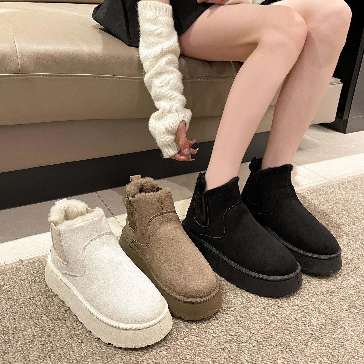 Anti slip thick short tube with plush insulation large size bread shoes
