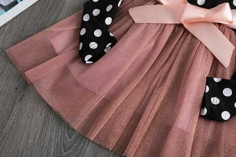 Polka polka dot long sleeved chiffon princess dress 2024 autumn childrens birthday party dress Vestodos childrens casual clothing W240823
