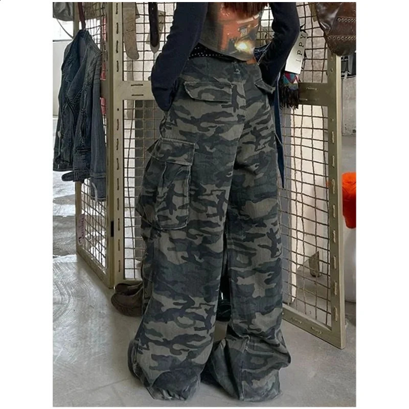 Military green womens jeans high waisted retro straight pocket Y2K denim pants hiphop American fashion wide leg Trouser 240822