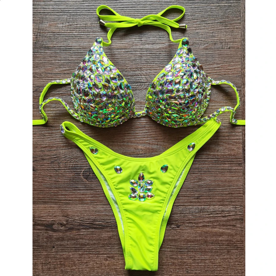 VIKINII Rose Red Crystal Biquinis Sexy Luxury Diamond Bikinis Set Women Rhinestone Swimwear Female Honey Moon Beachwear 240822