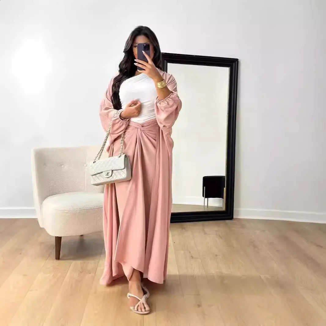 Autumn womens skiing set fashionable Muslim elegant solid color long cardigan half skirt twopiece 240823
