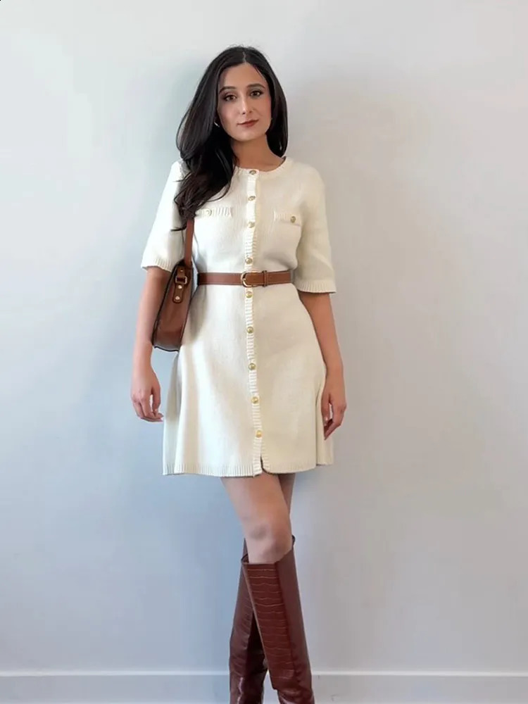 Elegant White Knit Mini Dress For Women Fashion O-neck Short Sleeve Single-breasted Bodycon Dresses Office Lady Commuting Robes 240822