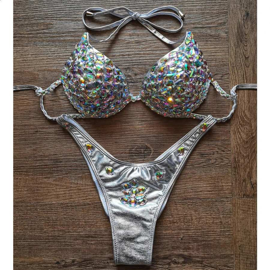 VIKINII Rose Red Crystal Biquinis Sexy Luxury Diamond Bikinis Set Women Rhinestone Swimwear Female Honey Moon Beachwear 240822