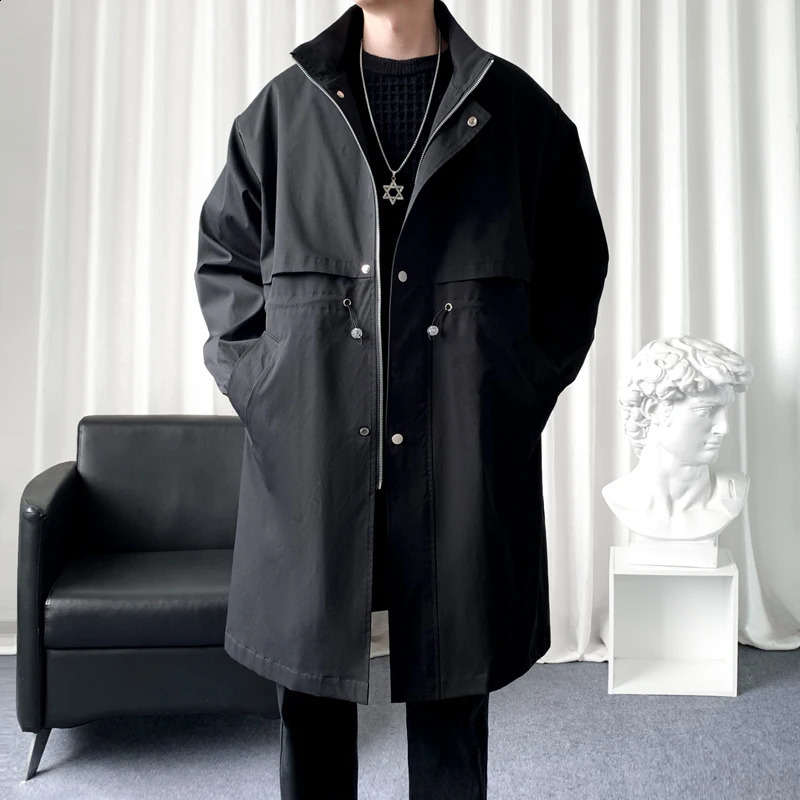Streetwear Men Trenchcoat Handsome Fashion Trench Male Loose Stand Collar Windbreaker Overcoat Korean Autumn Male Coat 240822