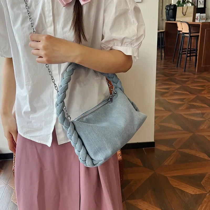 Preppy Style Niche Cloud Handle Bag Fried Dough Twist Strap Denim Underarm Bag Upscale Exquisite Chain Women Crossbody Bag 240822