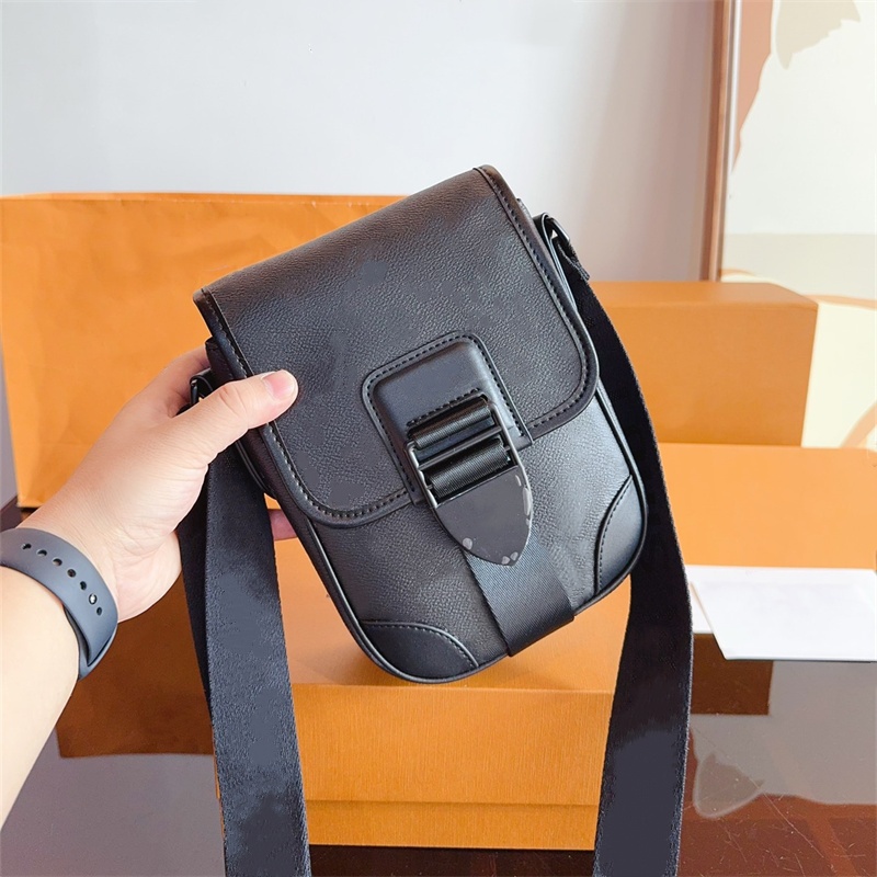 2024 Mens Print Phone Bag Desigenr Cross Body Bags Men Single Shoulder Bags Floral Smartphone Crossbody Leather