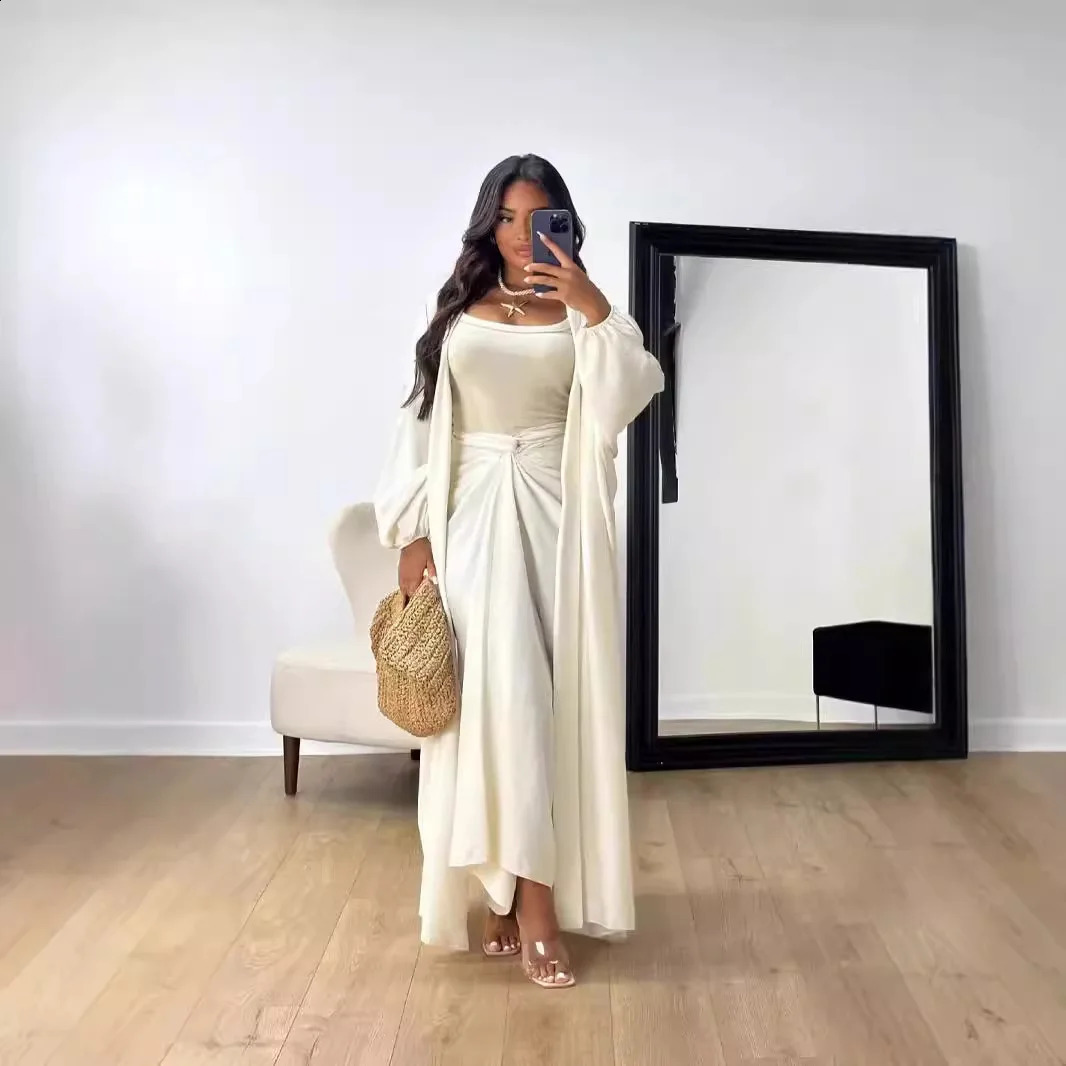 Autumn womens skiing set fashionable Muslim elegant solid color long cardigan half skirt twopiece 240823