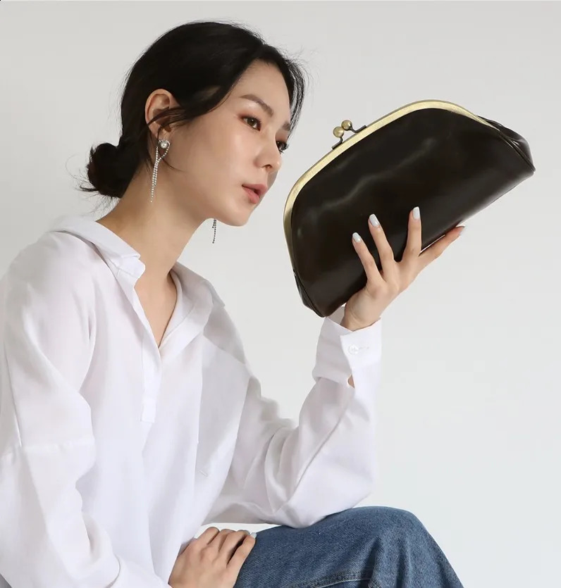 Vintage Kiss Lock Women Clutches Party ladies Dinner bag PU leather chian Shoulder bag for female Crossbody bag clutch 240822