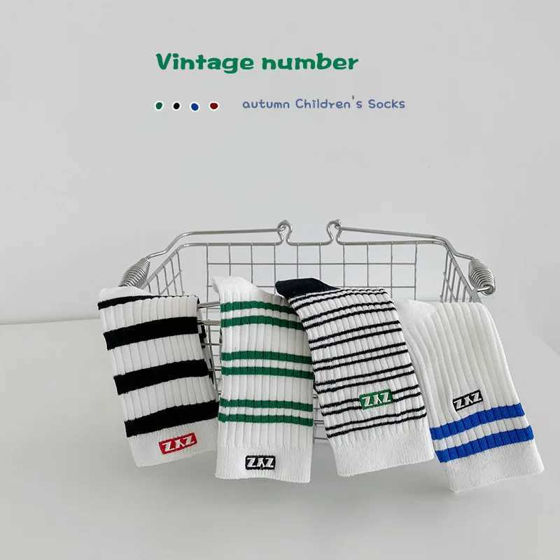 Childrens calf length socks spring and autumn cotton socks boys and girls sports socks childrens comfortable classic striped school socks X2503221