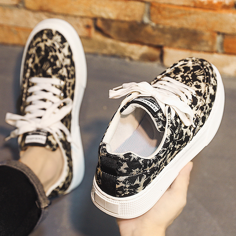 Ddmysports Men S New Canvas Trendy Casual Versatile Shoes Men Height Increasing Board OUTDOOR