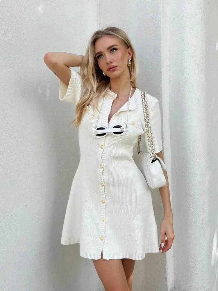 Elegant White Knit Mini Dress For Women Fashion O-neck Short Sleeve Single-breasted Bodycon Dresses Office Lady Commuting Robes 240822