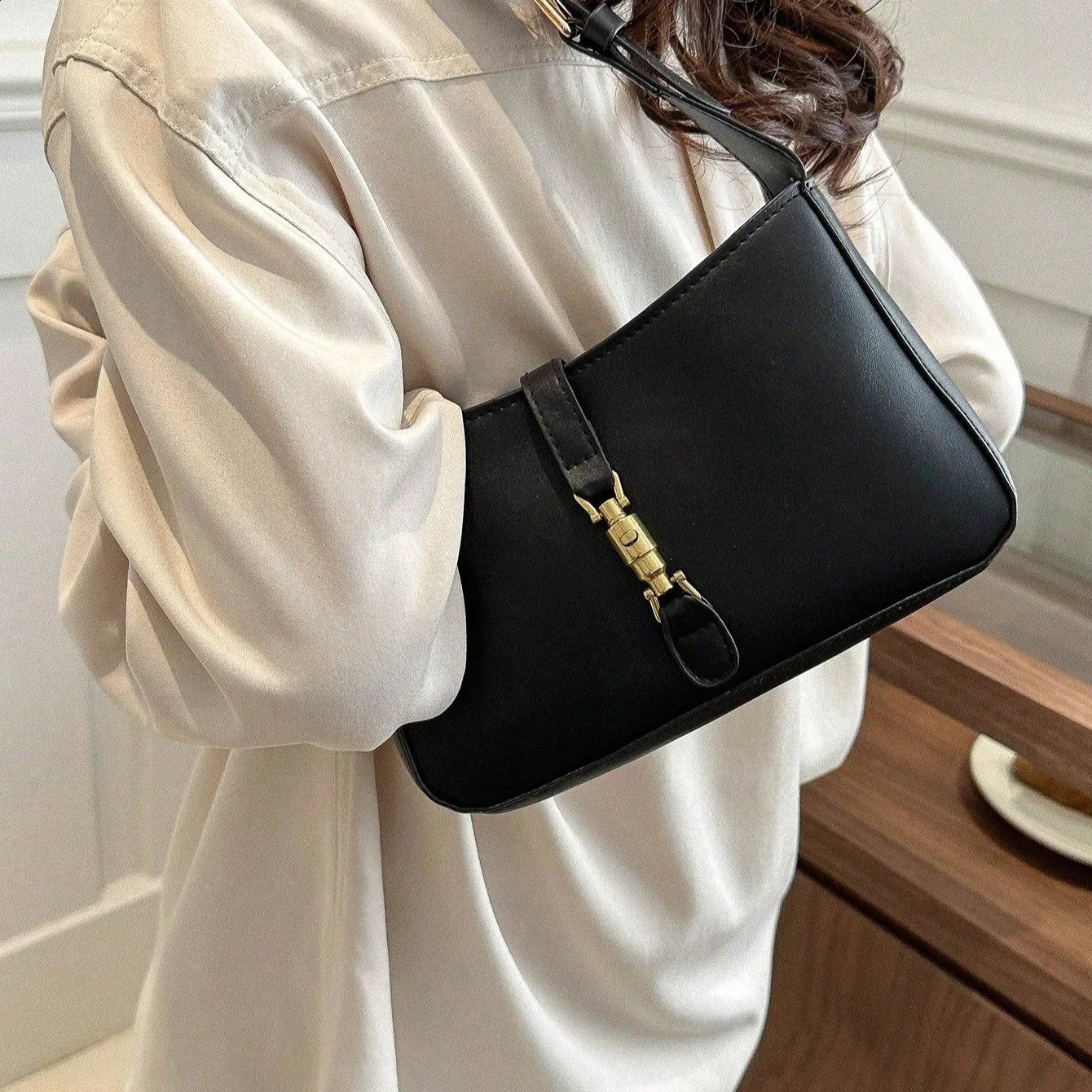 Womens Stylish Handbag Mini Crescent Handbag Inclined shoulder bag Solid color Fashion Travel Vacation Bag 240823