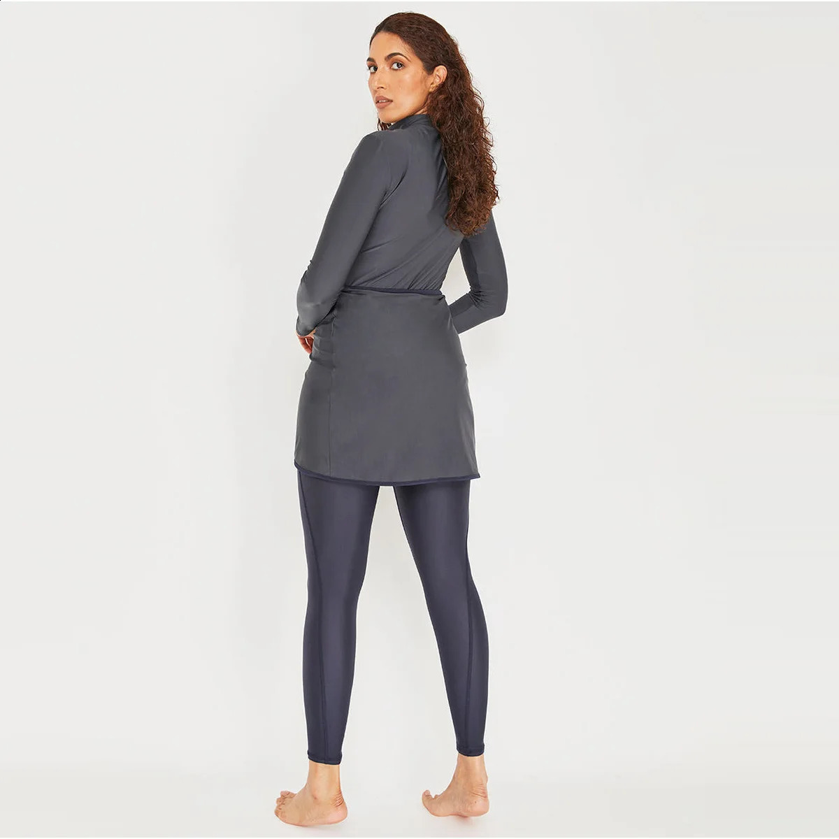Muslim Swimwear Women Modest Patchwork Hijab Long Sleeves Sport Swimsuit 3pcs Islamic Burkinis Wear Bathing Suit 4XL 240823