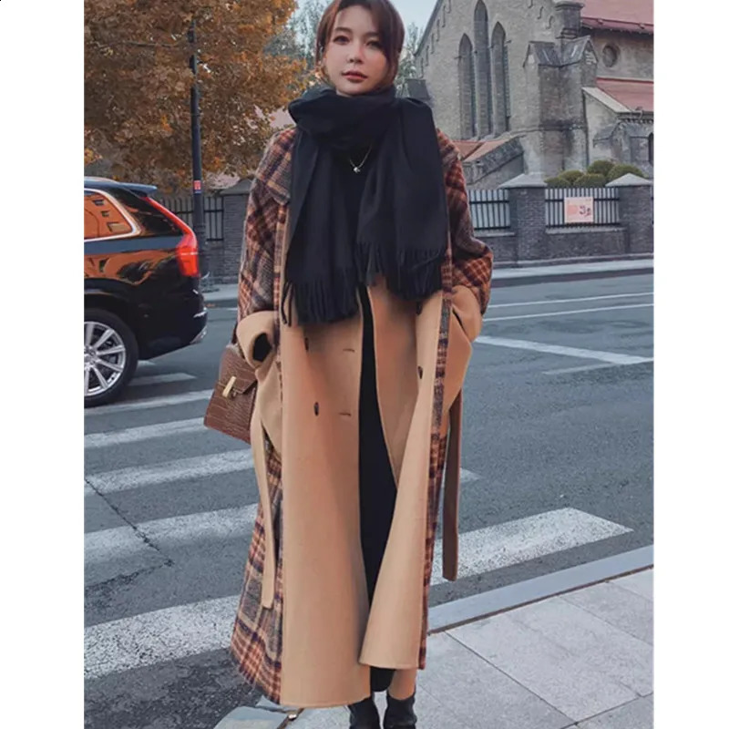 Plaid Patchwork Woolen Jacket Womens Coat Winter Korean Hepburn British style Woolen Coats Female Long Overcoat 240822