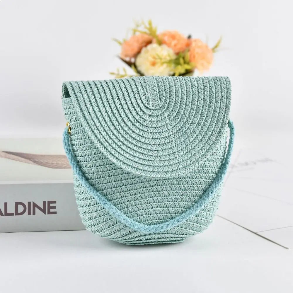 Handwoven Shell Shape Straw Shoulder Bag Crossbody Kid Summer Beach Envelope Wallet for Wowen Girls 240919