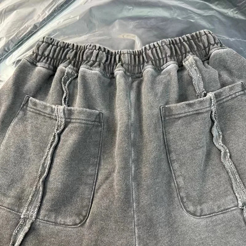 Stitchedcut sports casual shorts 240822