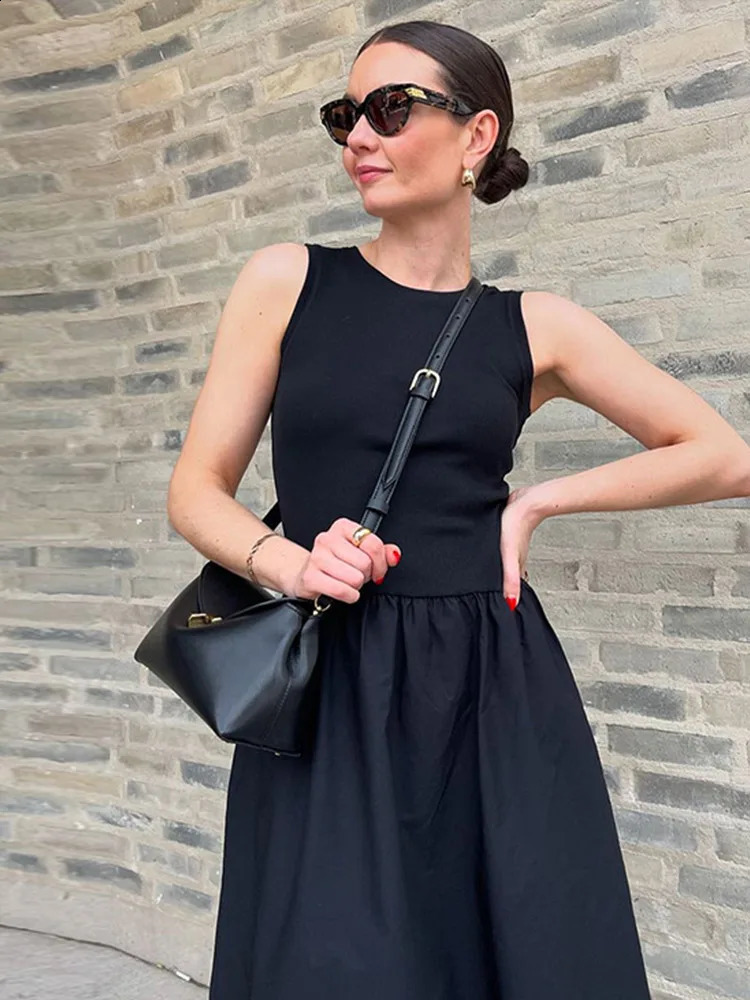 Loose Patchwork Pleated Long Dress Women Slim O-neck Sleeveless Female Empire Dresses Autumn Fashion Lady Holiday Robes 240822