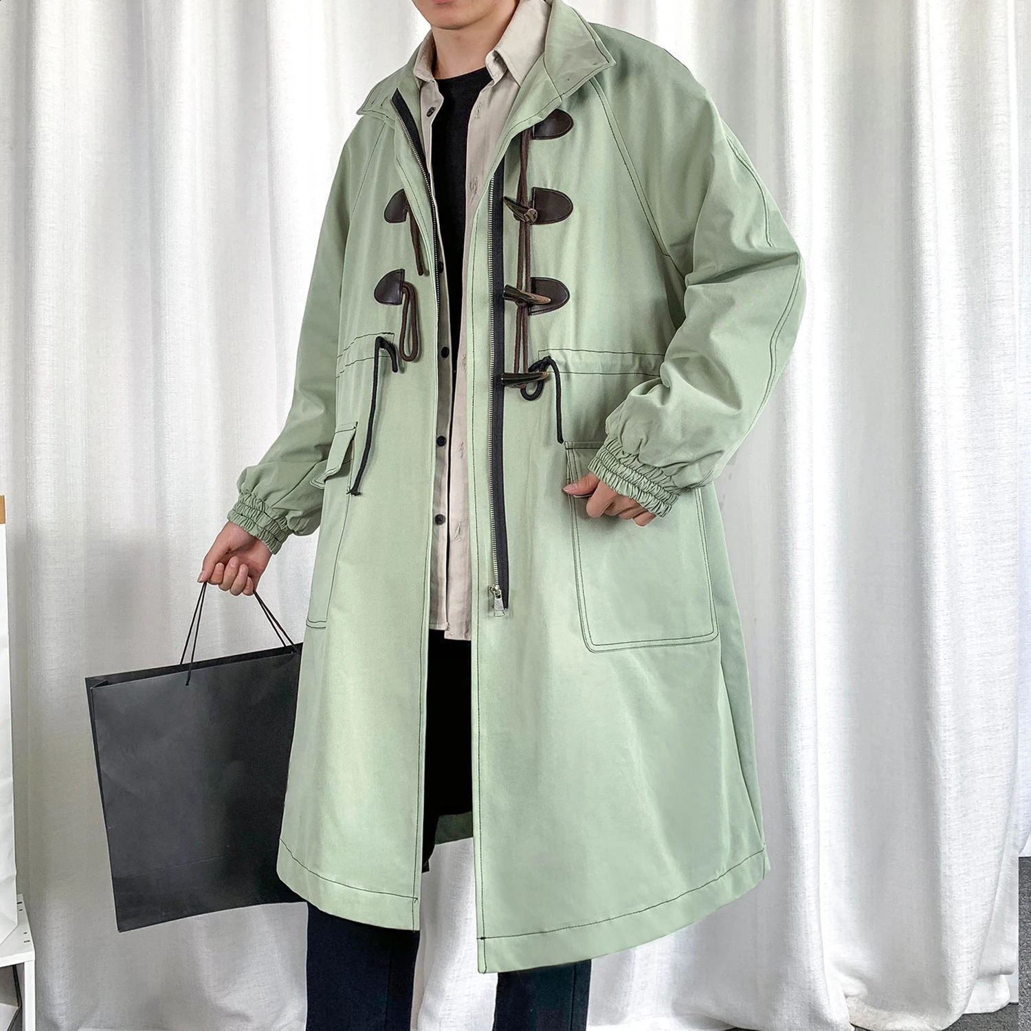 Males Bull Horn Buckle Loose Oversized Trench Coat Single Breasted Trendy Long Windbreaker Casual Versatile Zipper Men Clothing 240822