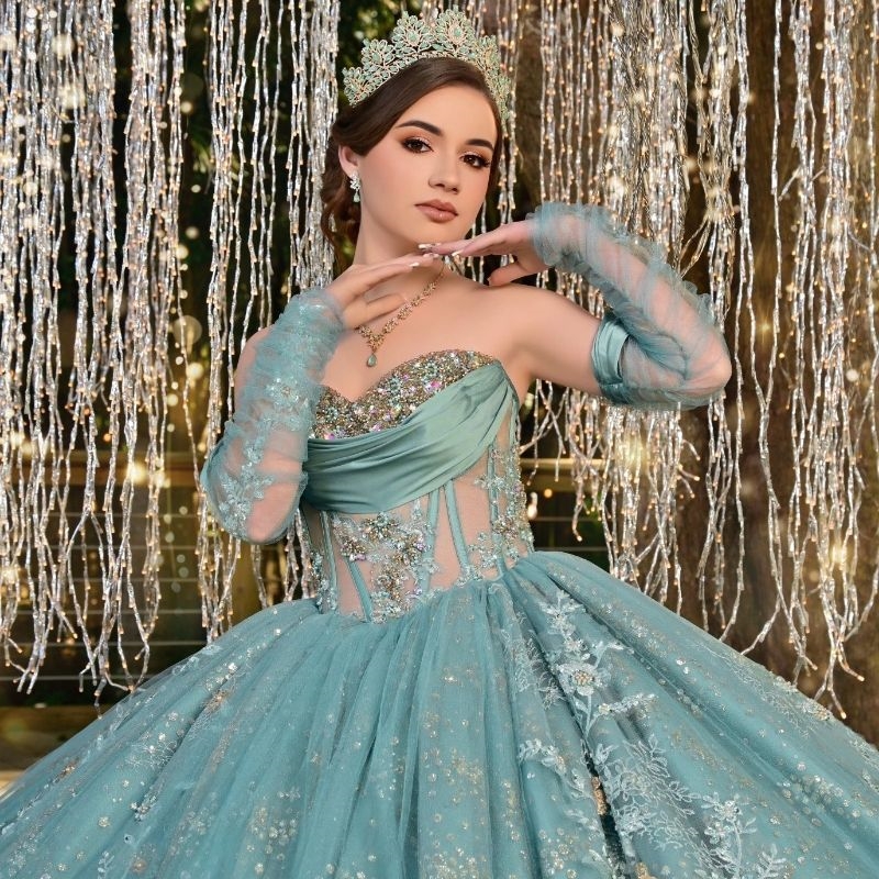 Aqua Blue Shiny Quinceanera Dresses Ball Gown Off The Shoulder Sequined Appliques Lace Beads Crystal Tull Vestidos De 15 Anos Sweet 16 Dress