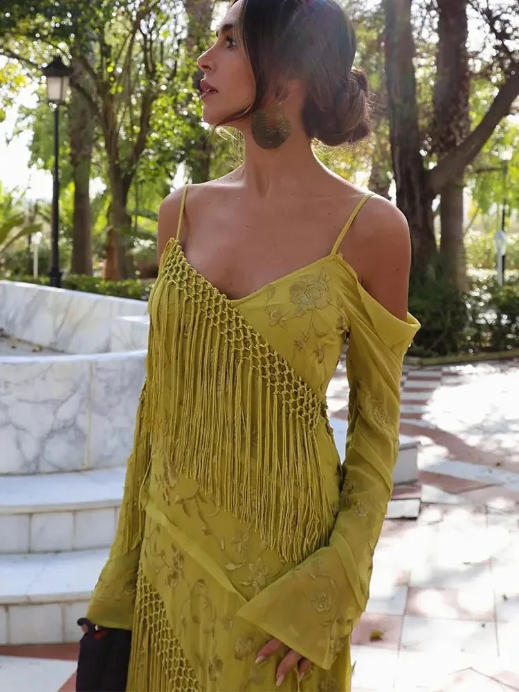 Sexy Off Shoulder Tassel Split Sling Dress Women Backless Long Sleeved Slim Robes Fashion Lady Vacation Beach 240823