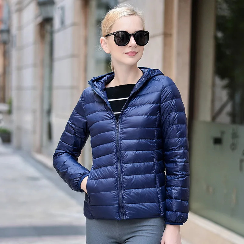 Winter womens Ultralight thin down jacket white duck hooded long sleeved warm Parka portable 240823
