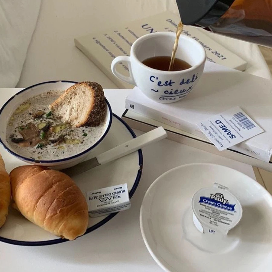 Simple Blue Letter Ceramic Mug and Saucer Set French Retro Romantic Coffee Cup Milk Cup Simple Korean Style 240822