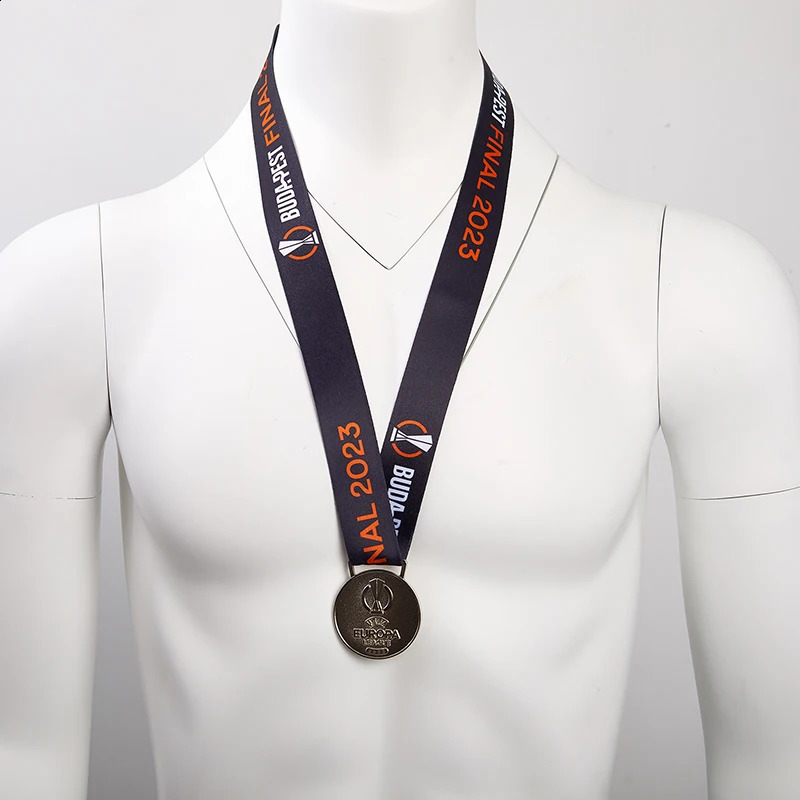 Europa League champion medal metal replica gold football souvenir fan collection 240823