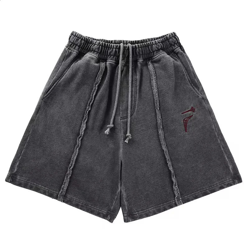 Stitchedcut sports casual shorts 240822