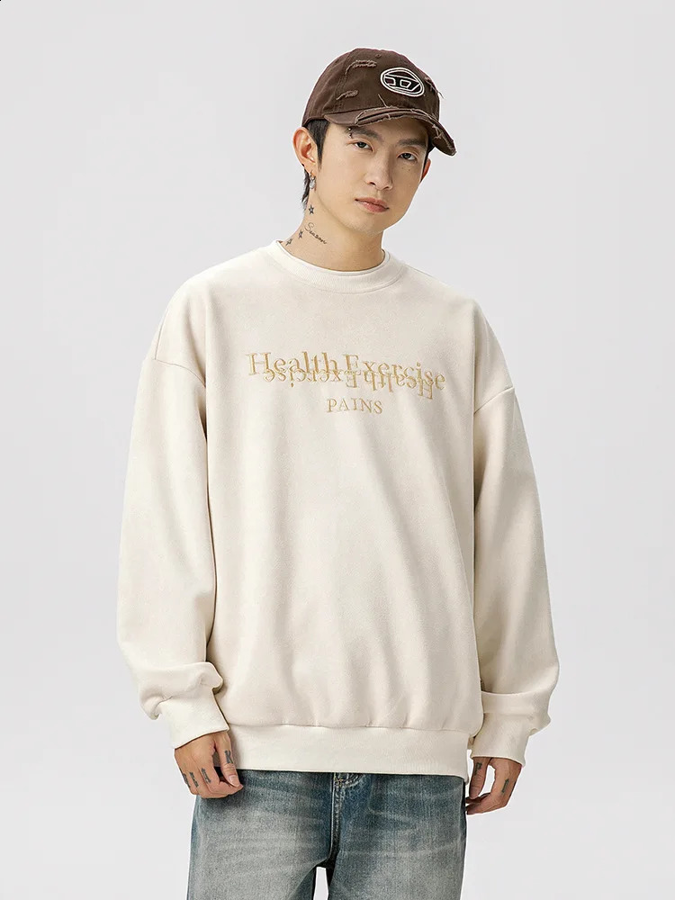 Texture suede letter embroidered hoodie round neck sweater mens autumn item American high school couple loose top 240823