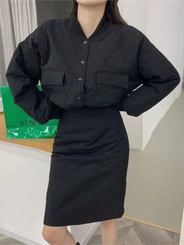 Winter Clothes Women Autumn Winter Cotton Jacket Two Piece Set Long Sleeved Large Pocket Jacket High Waisted Skirt Winter Coat 240823