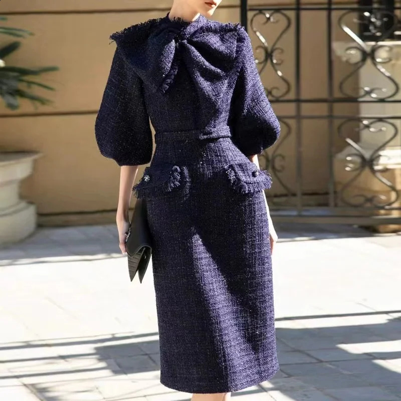 High Quality Women Bowknot Tweed Woolen Dress Autumn Winter Plaid Lantern Sleeve Ladies Office Midi Vestidos With Belt 240823