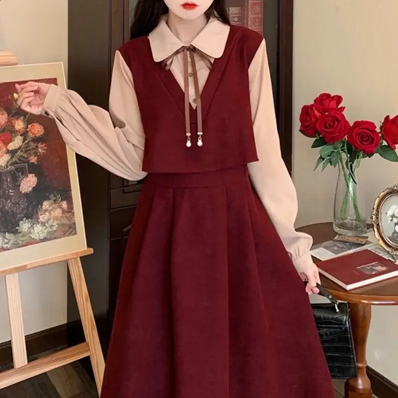 Preppy Style Slimming Elegant Long Dress Two-piece Illusion Dress For Women In Autumn/winter French Vintage Red Color 240823