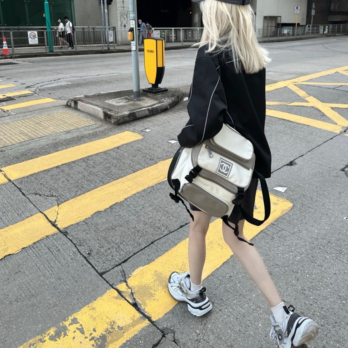 Ddmysports Premium Cowhide Edition Paris Same Style Instagram Trendy Dad Turbo Boost Thick Sole Casual Sports Women S Running Shoes OUTDOOR