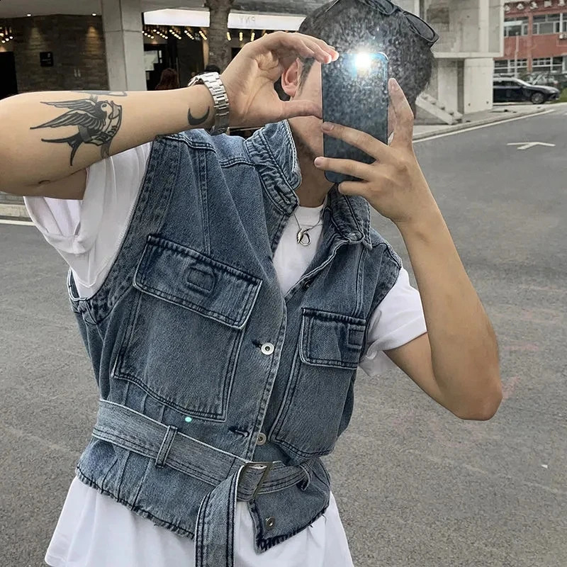 Vintage Sleeveless Cargo Jacket Streetwear Casual Denim Vest Men Fashion Coats Male Waistcoat Loose Clothing Jeans Gilets 240822