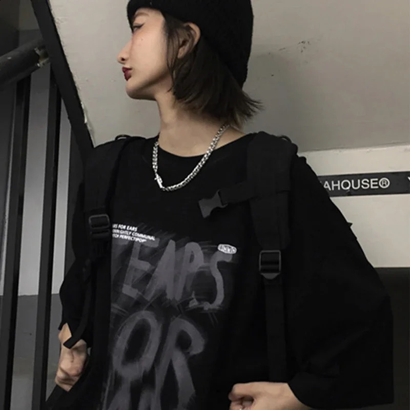 Summer anime mens couple top Y2K streetwear Grunge short sleeved Tshirt Harajuku oversized 240822