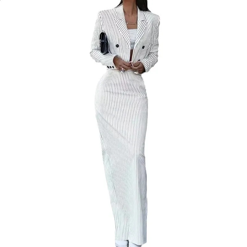 Spring Summer Striped Slim Fit Suit Womens Fashion Double Breasted Turn-down Collar Blazer High Waist Slit Skirt Suit 240823