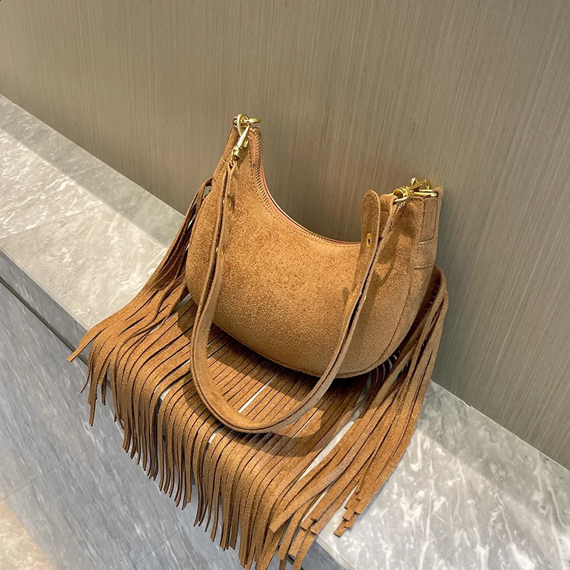 Tassel Womens Bag 2023 Suede Leather Fashion Trend Handbag Half moon Tote Shoulder Crossbody Purse 240823