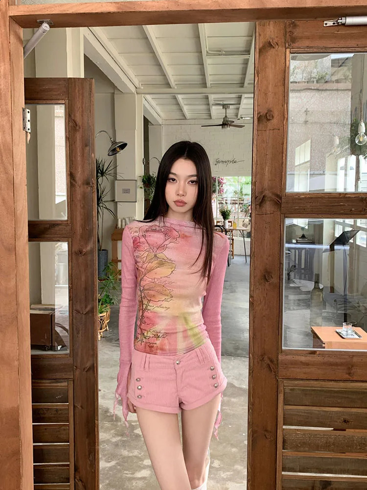 Korean Fashion Pink Denim Shorts Office Lady High Waist Jeans Short Button Clubwear Pants Streetwear American Retro Gyaru 240823