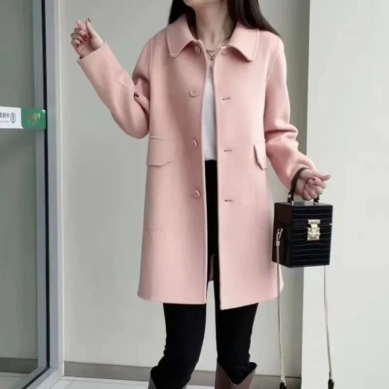 Woolen Coat Womens Long Autumn Winter Outwear Korean Short High Quality Overcoat Female Foreign Style Wool Jacket 240822