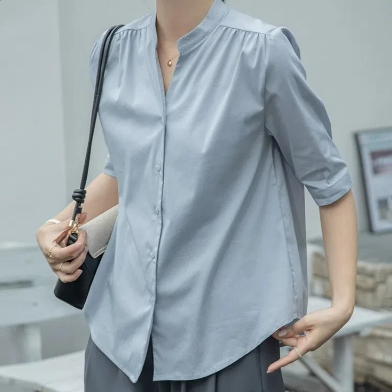 VNeck Minimalist Solid Color Summer Short Sleeve Top Office Womens Temperature Elegant Button Matching Shirt w240824