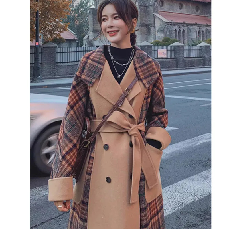Plaid Patchwork Woolen Jacket Womens Coat Winter Korean Hepburn British style Woolen Coats Female Long Overcoat 240822
