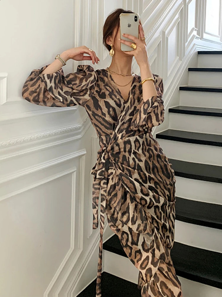 Chicly Sexy V-neck Simple Leopard Print Casual Women Dresses Fashion Lace-up Slim Waist Casual Long Sleeve Female Dresses 240823